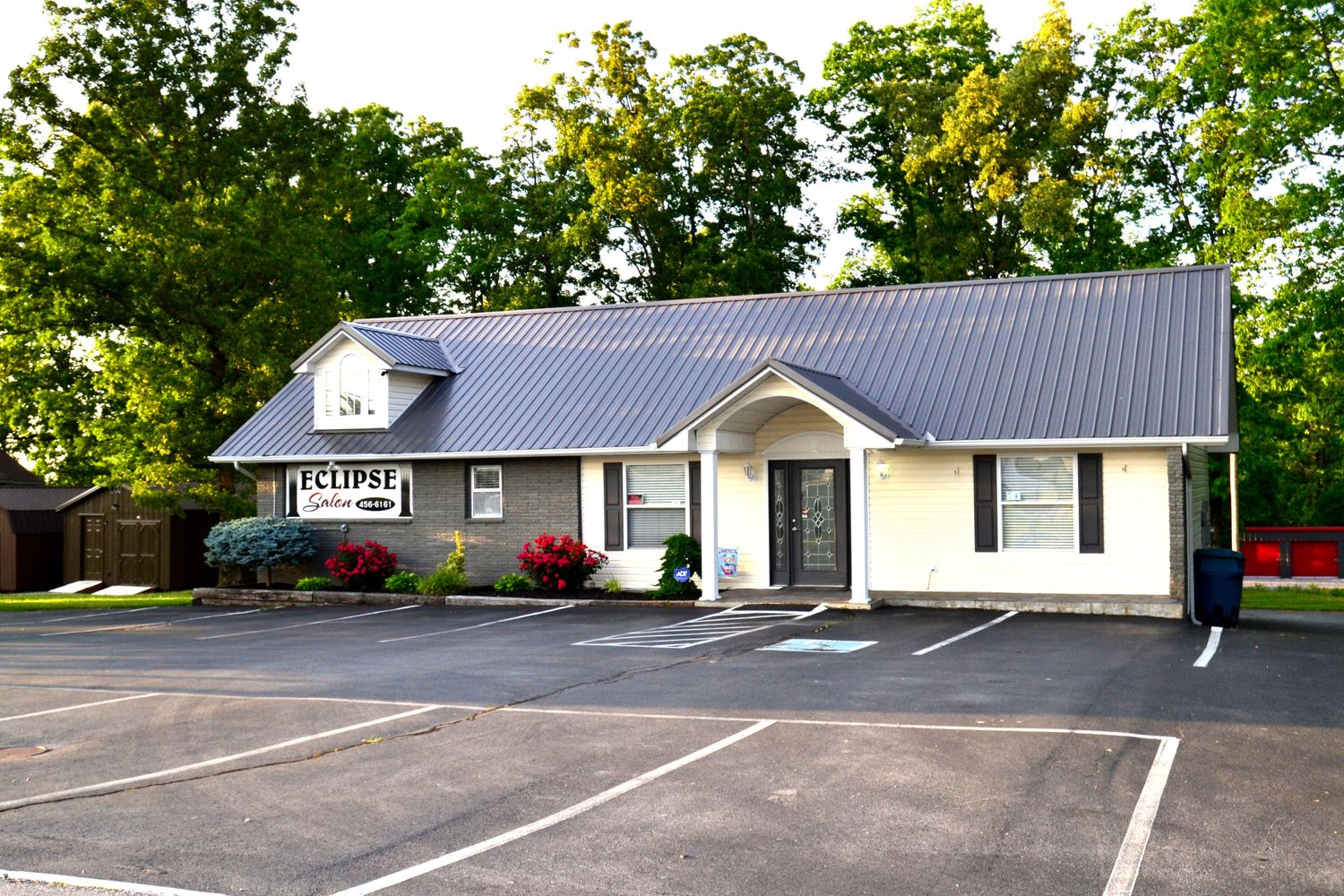 129 Walker Hill St, Crossville, TN 38555
